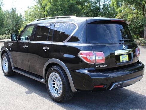 Used 2020 Nissan Armada SL w/ Premium Package AWD/4WD image 3