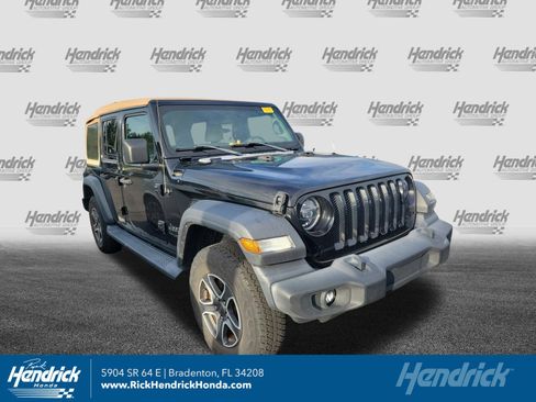 Used 2020 Jeep Wrangler Unlimited Sport AWD/4WD image 1
