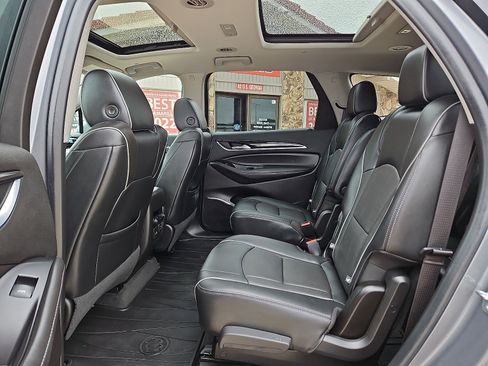 Used 2020 Buick Enclave Avenir w/ Avenir Technology Package AWD/4WD image 12
