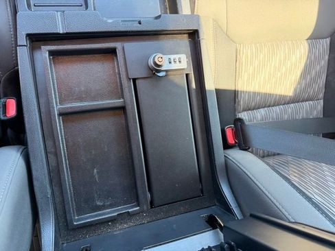 Used 2019 Toyota Tundra SR5 image 23