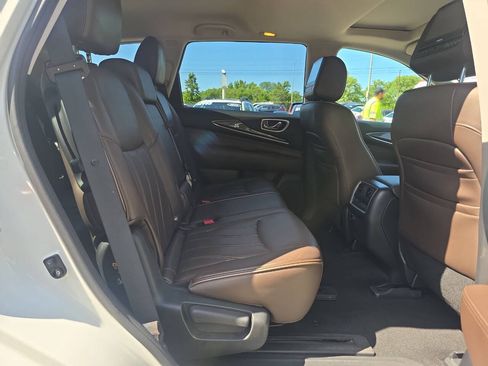 Used 2015 INFINITI QX60 Luxe w/ Premium Plus Package AWD/4WD image 34