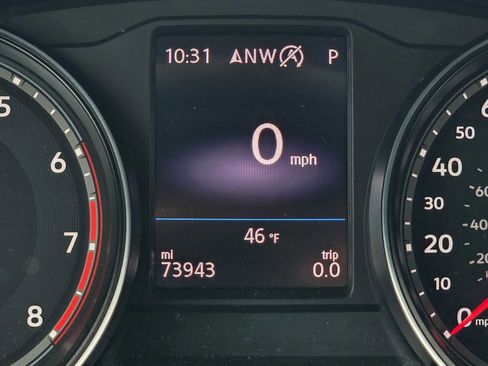 Used 2021 Volkswagen Atlas SE w/ Towing Package image 26