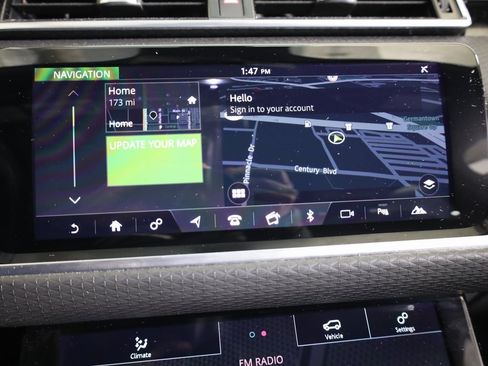 Used 2018 Land Rover Range Rover Velar S image 14