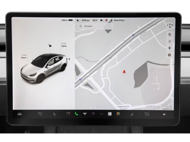 Used 2021 Tesla Model Y Long Range AWD/4WD image 16