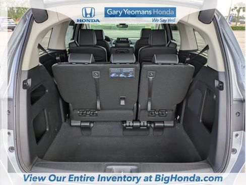 New 2026 Honda Odyssey Touring image 19