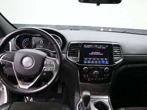 Used 2021 Jeep Grand Cherokee Laredo X RWD image 14