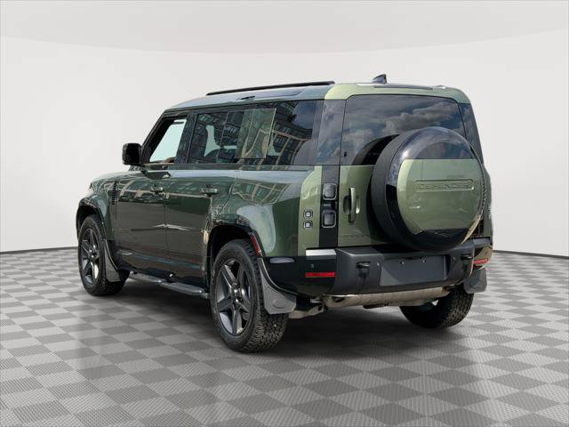 Used 2026 Land Rover Defender 110 X-Dynamic SE AWD/4WD image 5