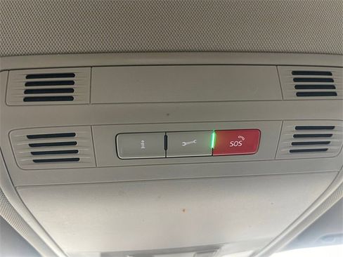 Used 2022 Volkswagen Taos S image 25