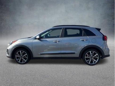 Used 2022 Kia Niro Touring Special Edition FWD image 3