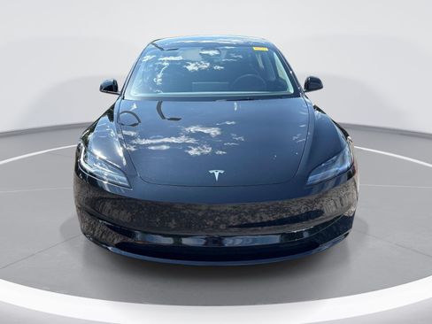 Used 2025 Tesla Model 3 Long Range AWD/4WD image 2