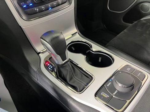 Used 2018 Jeep Grand Cherokee Trackhawk AWD/4WD image 37