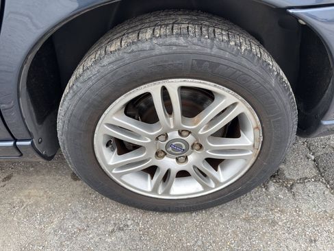 Used 2007 Volvo V70 2.4 FWD image 12