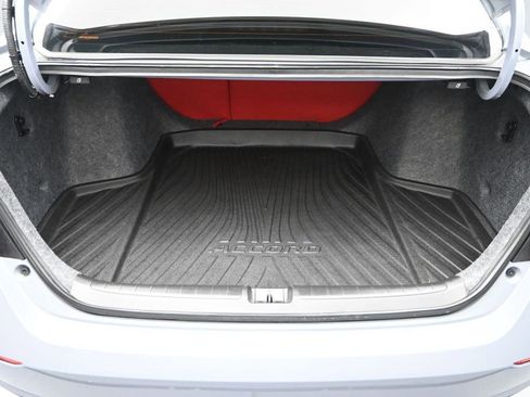 Used 2022 Honda Accord Sport image 32