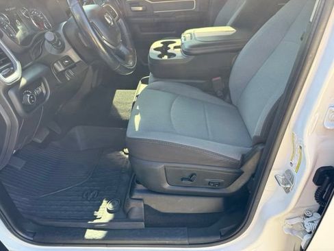 Used 2020 RAM 2500 Big Horn w/ Level 1 Equipment Group AWD/4WD image 19