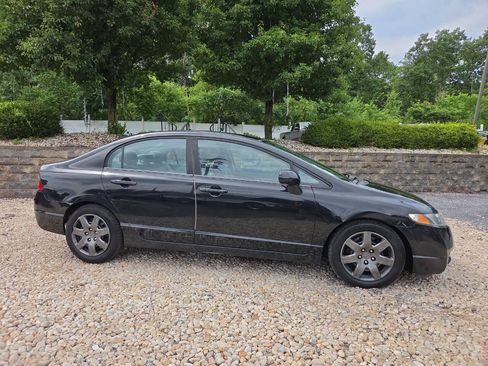 Used 2011 Honda Civic LX image 7