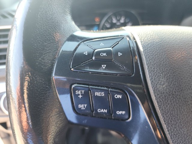 Used 2017 Ford Explorer XLT w/ Equipment Group 202A FWD image 46