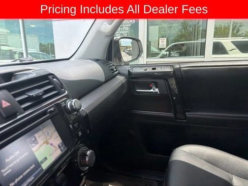 Used 2018 Toyota 4Runner TRD Off-Road Premium AWD/4WD image 16