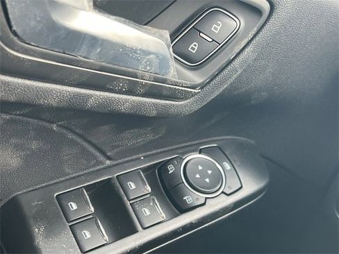 New 2026 Ford Escape SE image 25