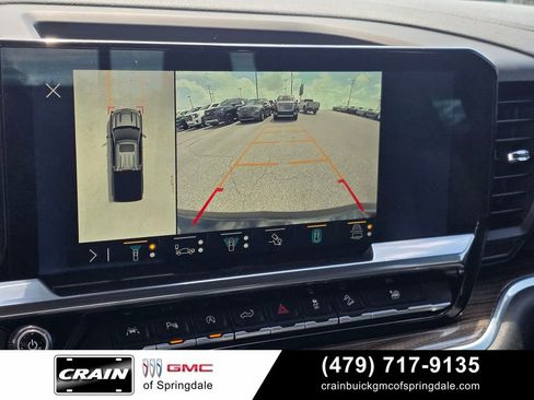 Used 2022 Chevrolet Silverado 1500 LT AWD/4WD image 18