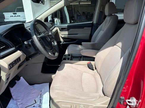 Used 2022 Honda Odyssey EX image 9