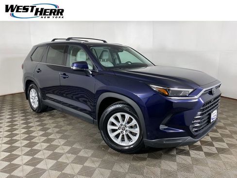 Used 2024 Toyota Grand Highlander XLE image 1