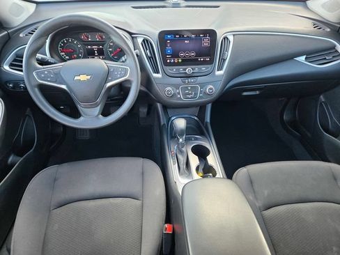 Used 2021 Chevrolet Malibu LS FWD image 11
