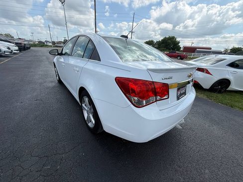 Used 2016 Chevrolet Cruze LT FWD image 6