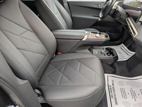 Certified 2023 BMW iX xDrive50 w/ Premium Package image 23