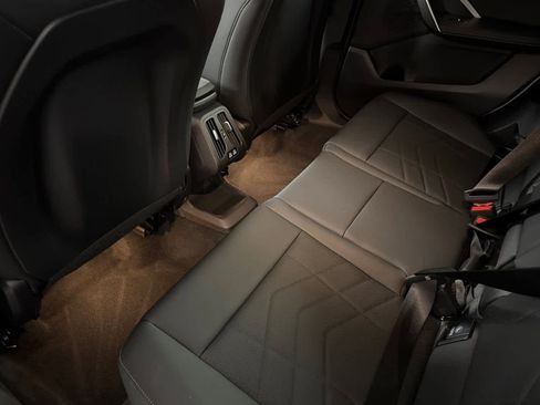 Used 2025 BMW X2 xDrive28i w/ Convenience Package image 4