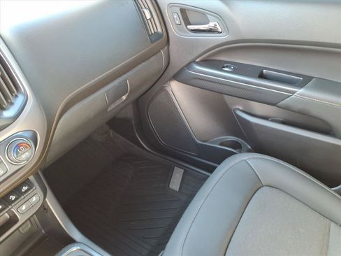 Used 2021 GMC Canyon AT4 AWD/4WD image 36
