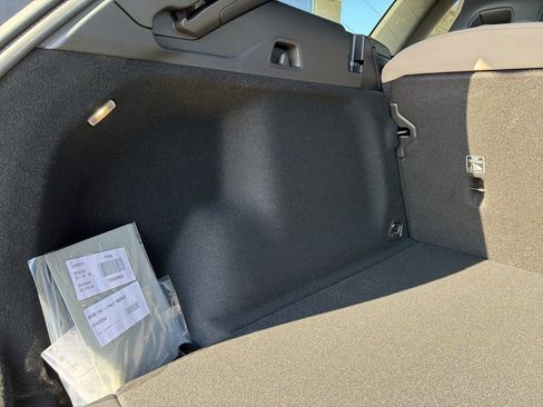 New 2026 Volvo XC60 B5 Core image 26