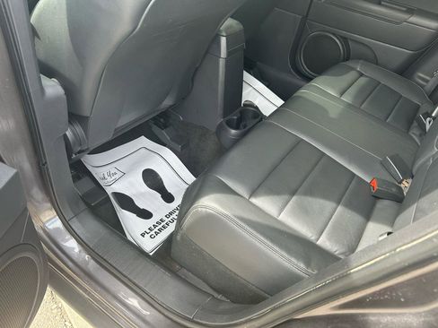 Used 2014 Jeep Patriot High Altitude FWD image 9