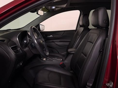 Used 2019 Chevrolet Equinox Premier AWD/4WD image 16