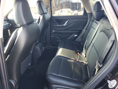 New 2026 Lincoln Corsair Premiere image 25