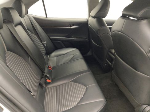 Used 2023 Toyota Camry SE FWD image 19