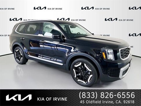 Used 2023 Kia Telluride S w/ S Sunroof Package FWD image 1