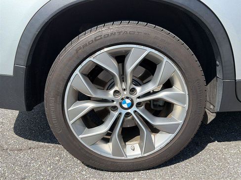 Used 2017 BMW X3 xDrive28i AWD/4WD image 9