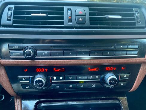 Used 2013 BMW 535i xDrive Sedan image 11