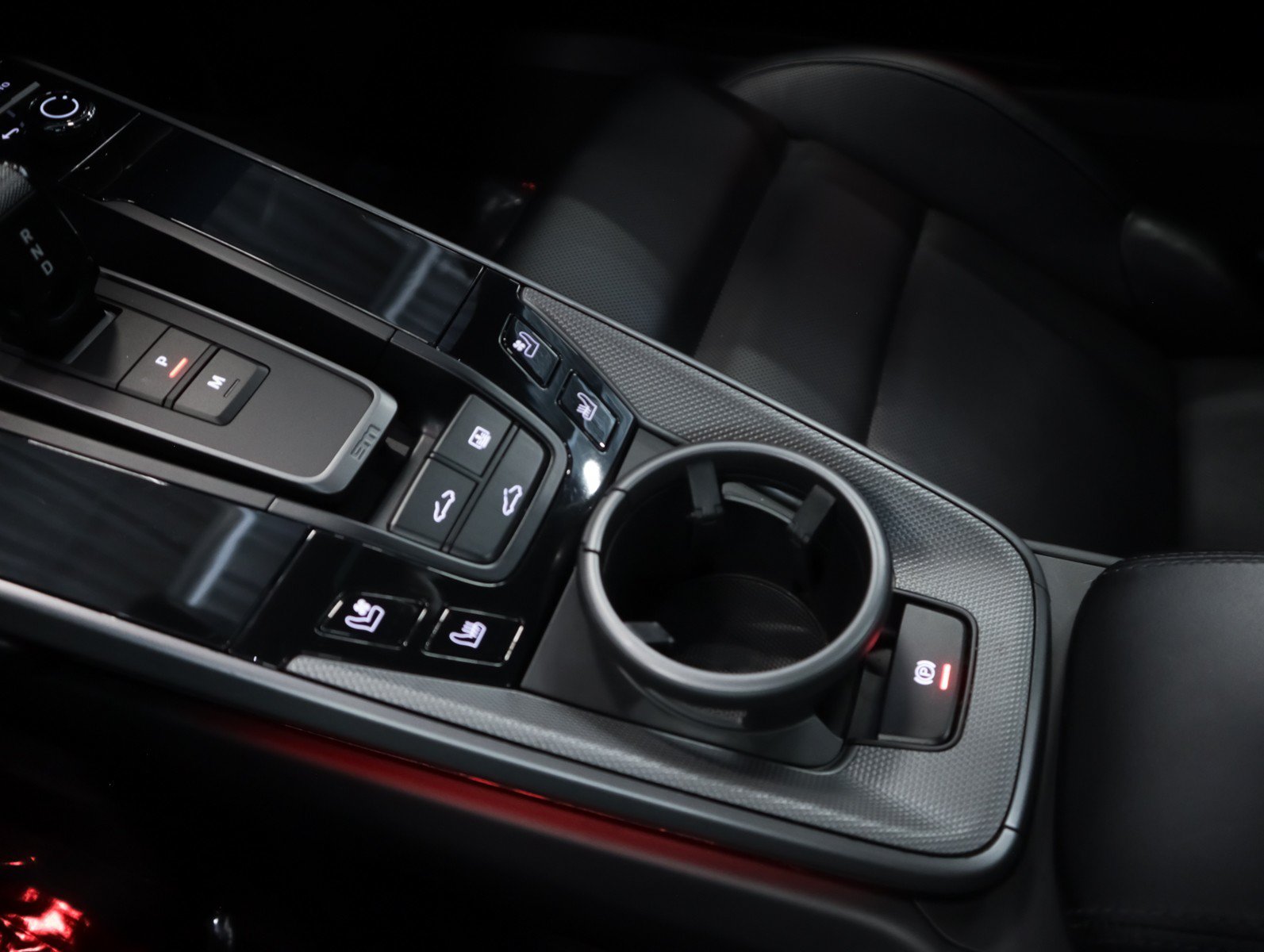 Certified 2023 Porsche 911 Carrera w/ Premium Package RWD image 18