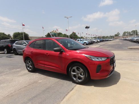 Used 2024 Ford Escape ST-Line w/ Equipment Group 301A FWD image 6