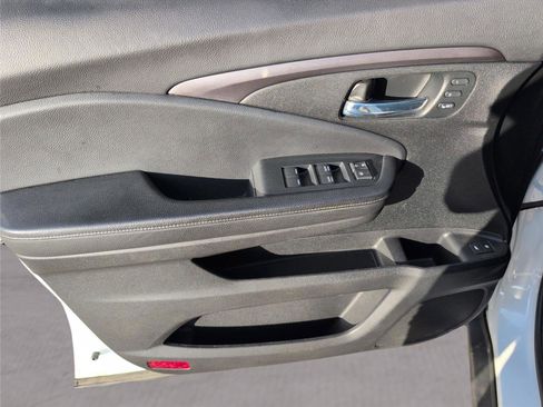 Used 2021 Honda Pilot Special Edition image 16