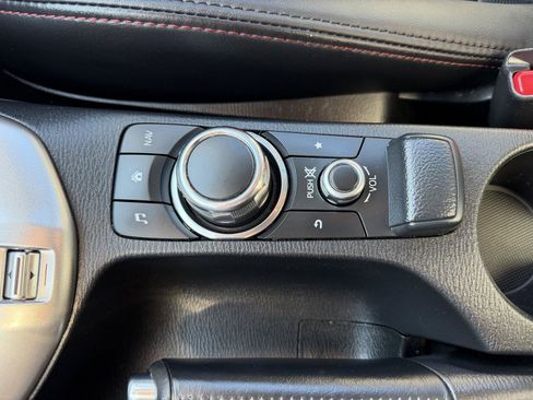 Used 2018 MAZDA CX-3 Touring FWD image 40