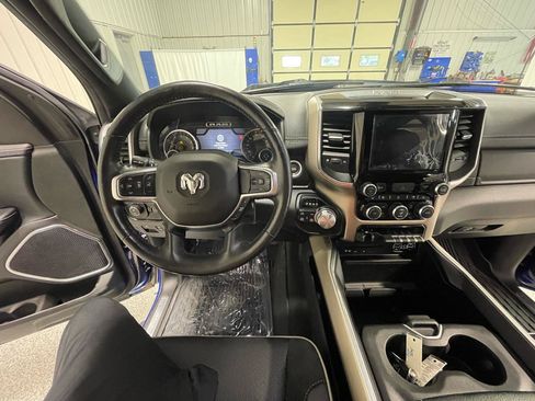 Used 2019 RAM 1500 Laramie w/ Sport Appearance Package AWD/4WD image 19