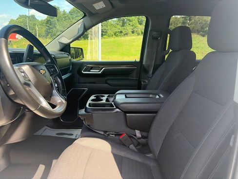 Used 2026 Chevrolet Silverado 1500 LT AWD/4WD image 17