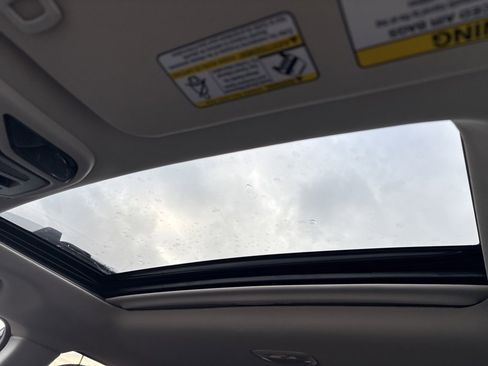 Used 2025 Subaru Outback Touring image 26