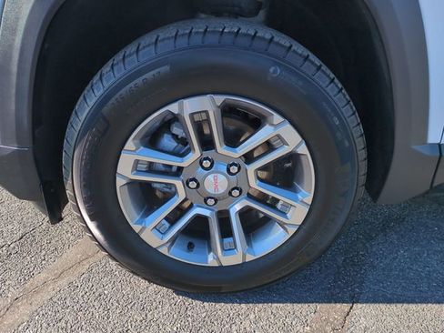 Used 2025 GMC Terrain Elevation image 10