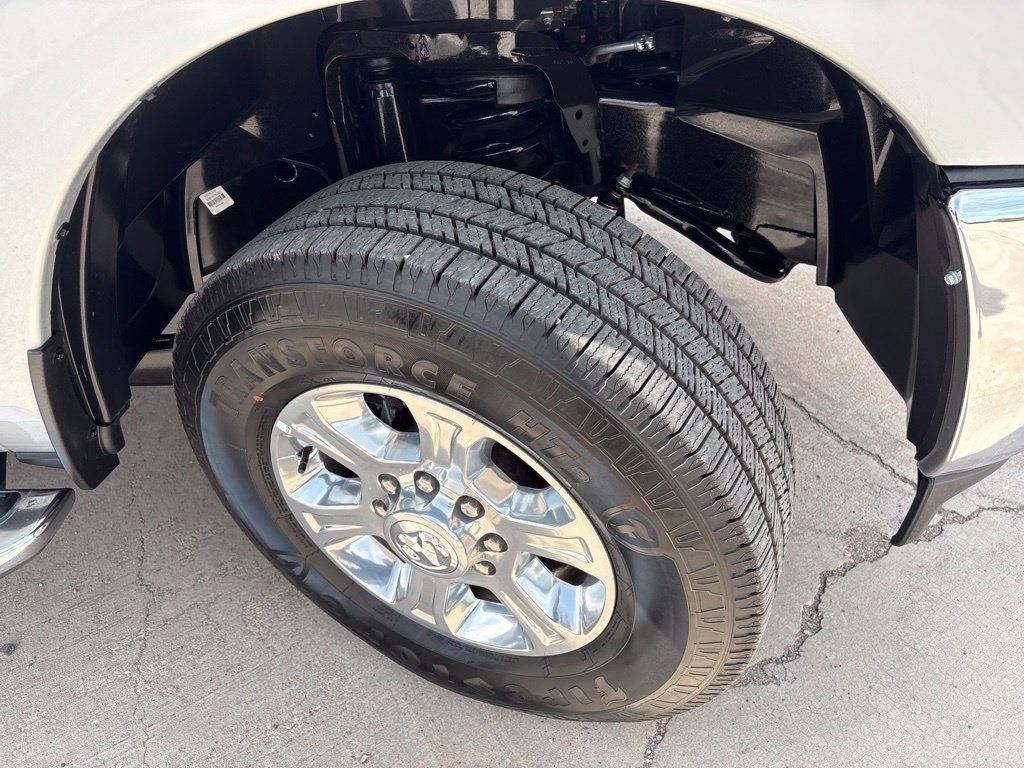 Used 2026 RAM 2500 Big Horn AWD/4WD image 12