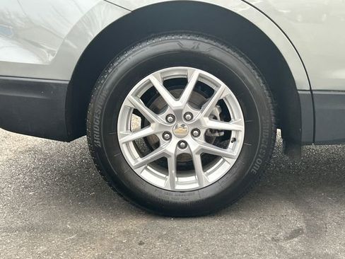 Used 2023 Chevrolet Equinox LT image 27