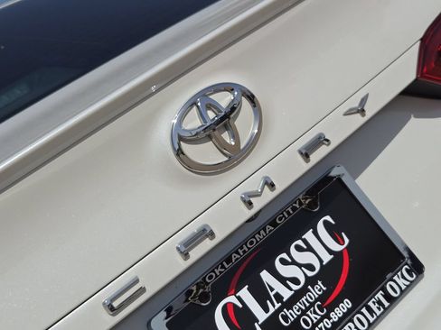 Used 2019 Toyota Camry XSE FWD image 31