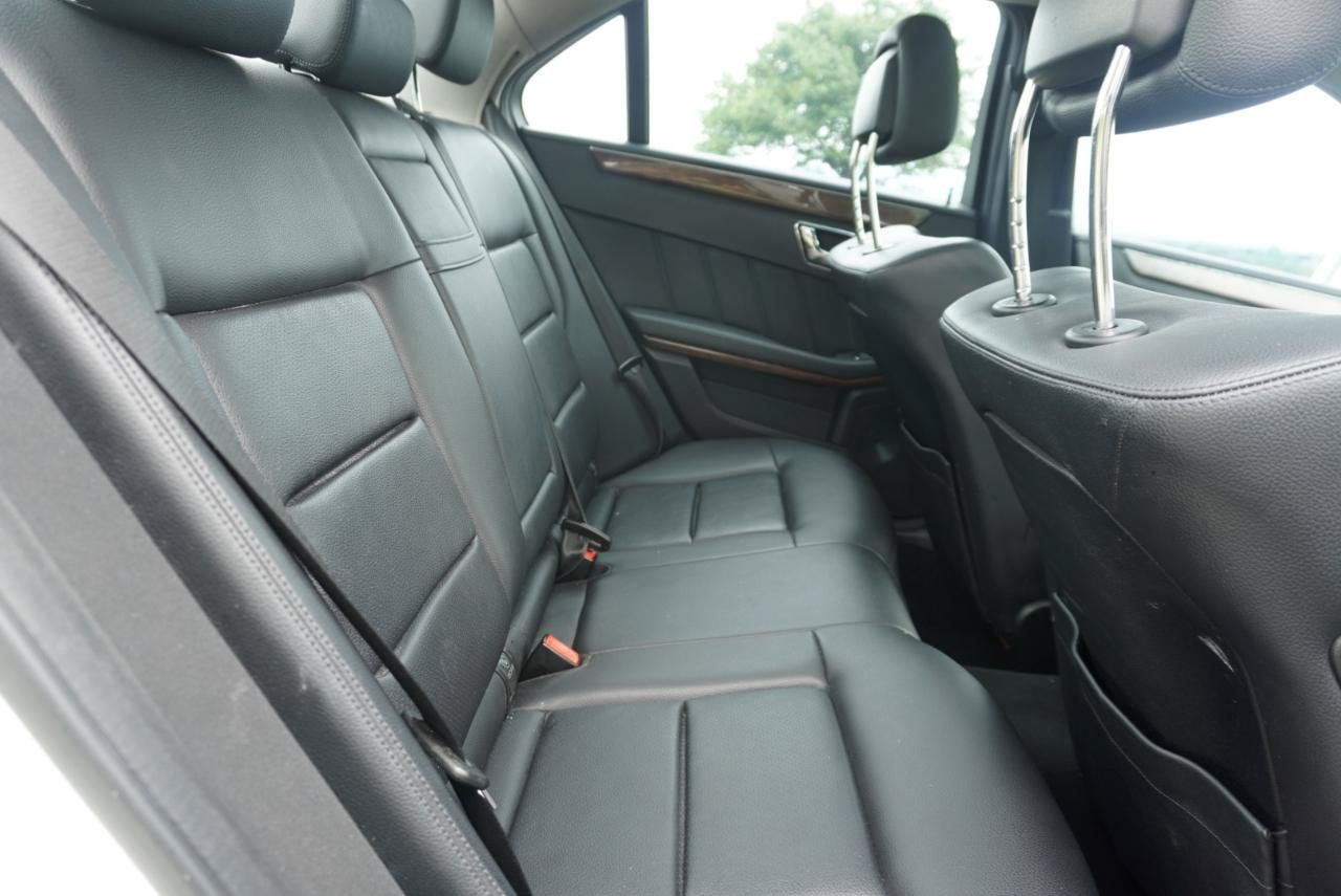Used 2011 Mercedes-Benz E 350 4MATIC Sedan image 17